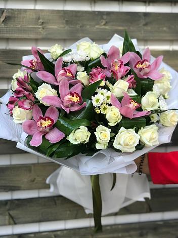Букет цветов из: Розы и Хризантемы в Двуреченске