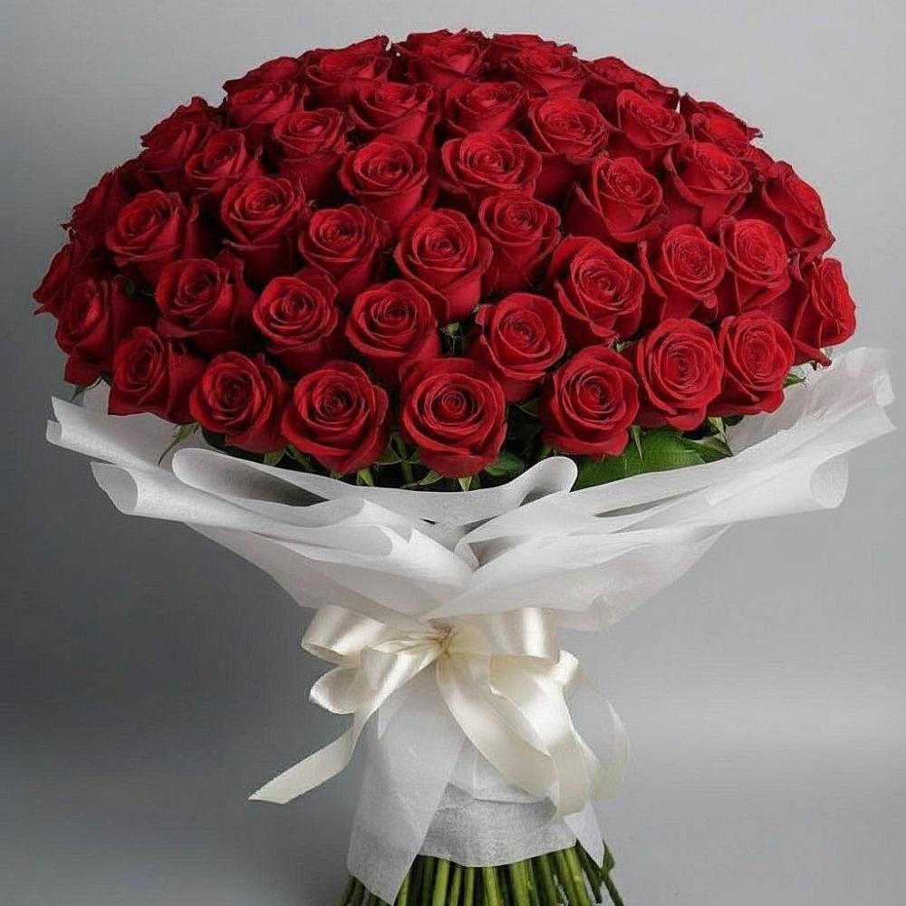 Букет 101 Красная роза Блэк Мэджик в Двуреченске