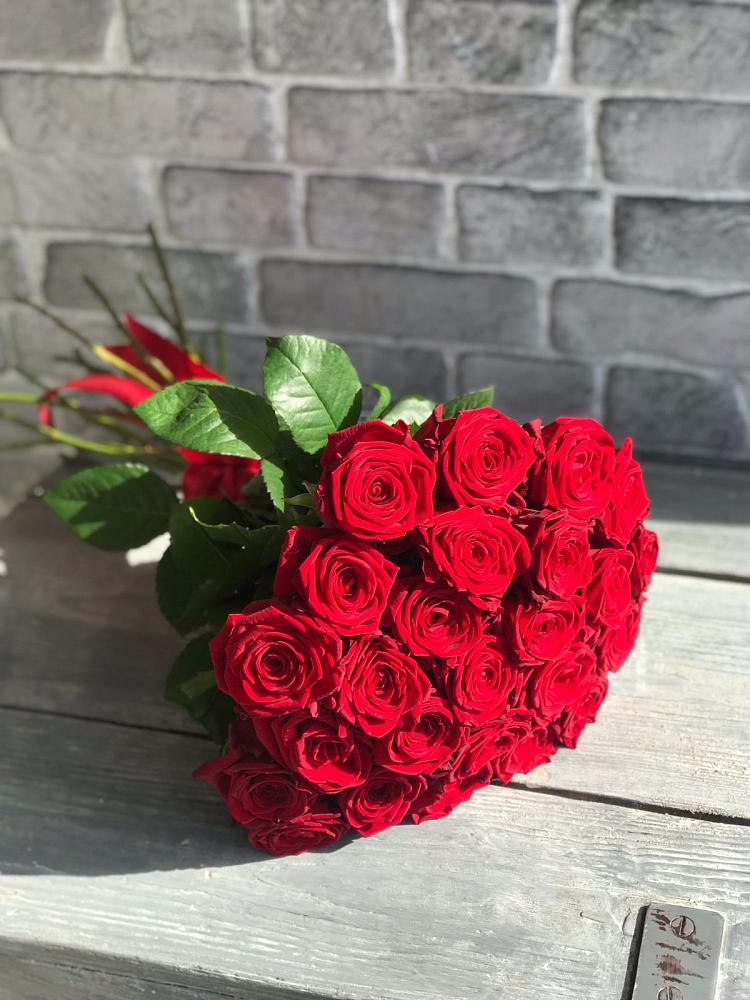 Букет Красные розы Фридом в Двуреченске