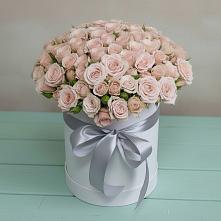 Цветочная композиция из Розы в шляпной коробке в Двуреченске