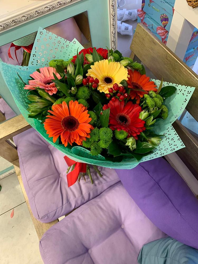 Букет цветов из: Герберы, Хризантемы и Альстромерии в Двуреченске