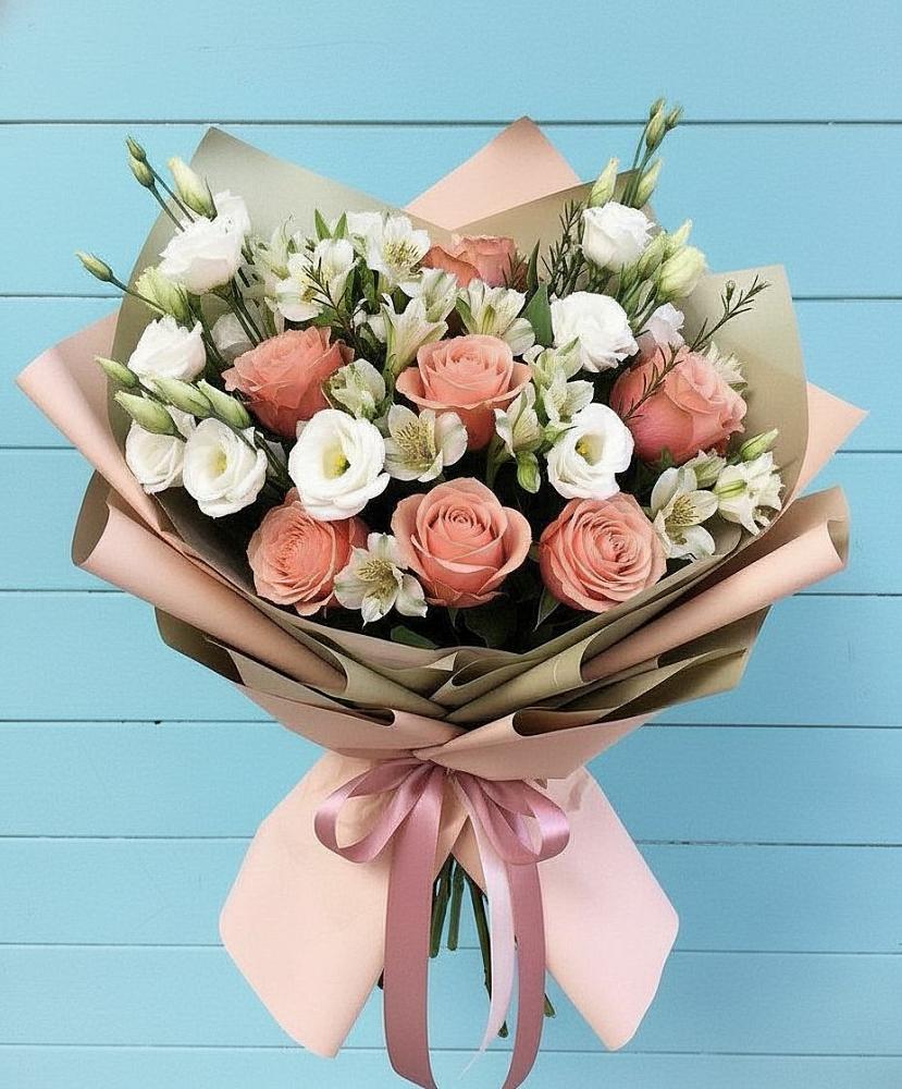 Букет цветов из: Розы, Альстромерии и Лизиантусы в Двуреченске