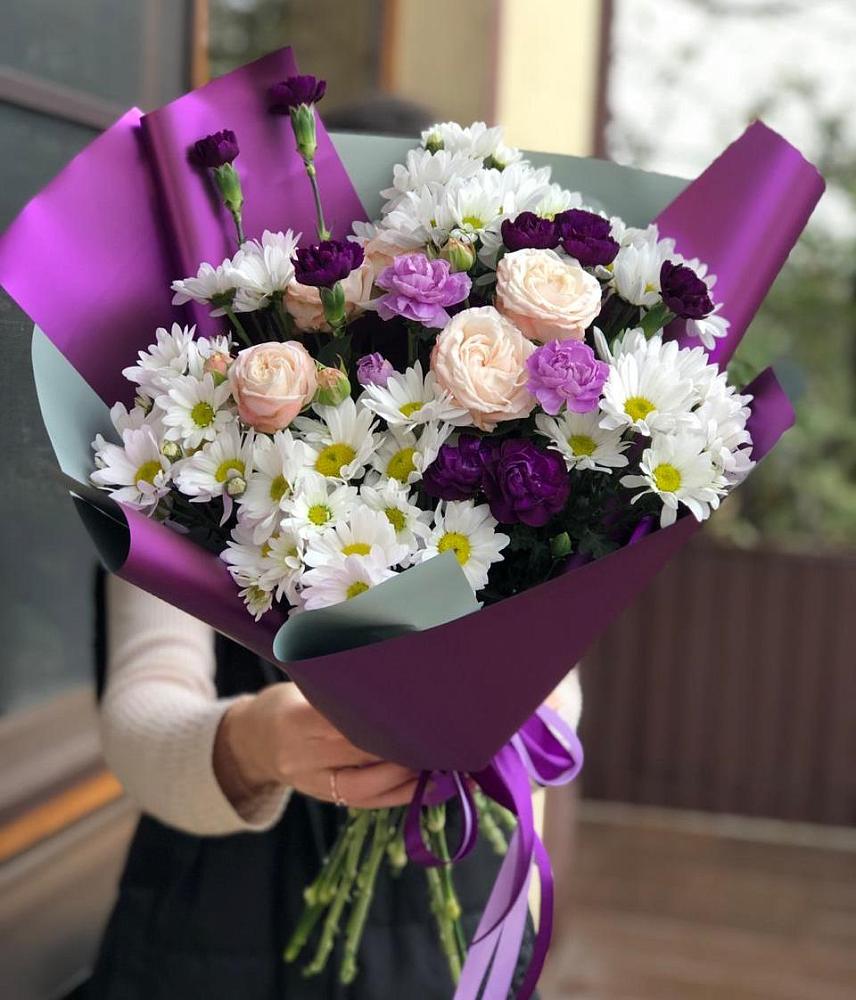 Букет цветов из: Хризантемы, Гвоздики и Розы в Двуреченске