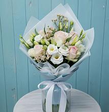 Букет цветов из:  Розы и Лизиантусы в Двуреченске